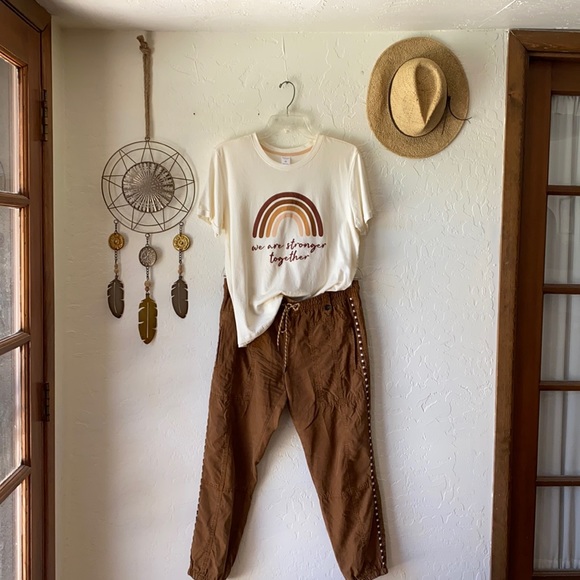 SWEET SOUL Tops - 🌾🌻🌾 ‼️ SOLD ‼️SWEET SOUL EMBROIDERED TEE